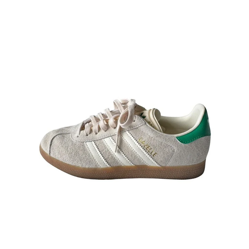 adidas Originals GAZELLE Light gray suede womens size 6  shoes Sneakers IF3235
